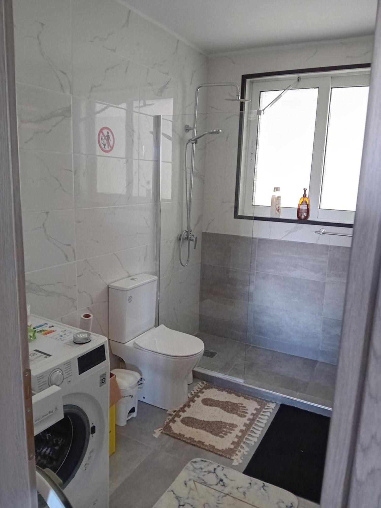 Down Town House With Uni Sence! Apartman Athén Kültér fotó